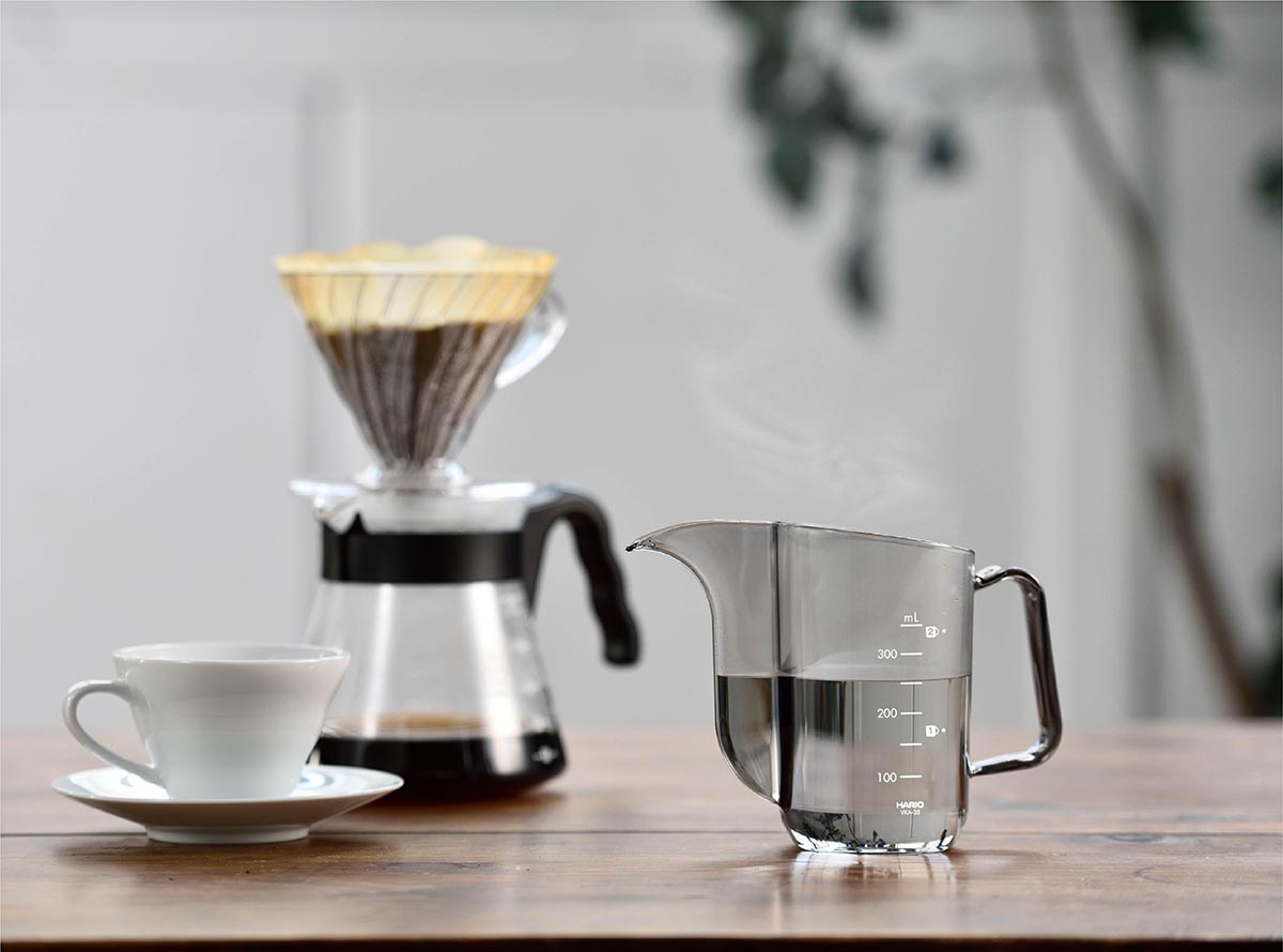 Simply Hario V60 Glass Brewing Kit with Hario AIR Drip Kettle